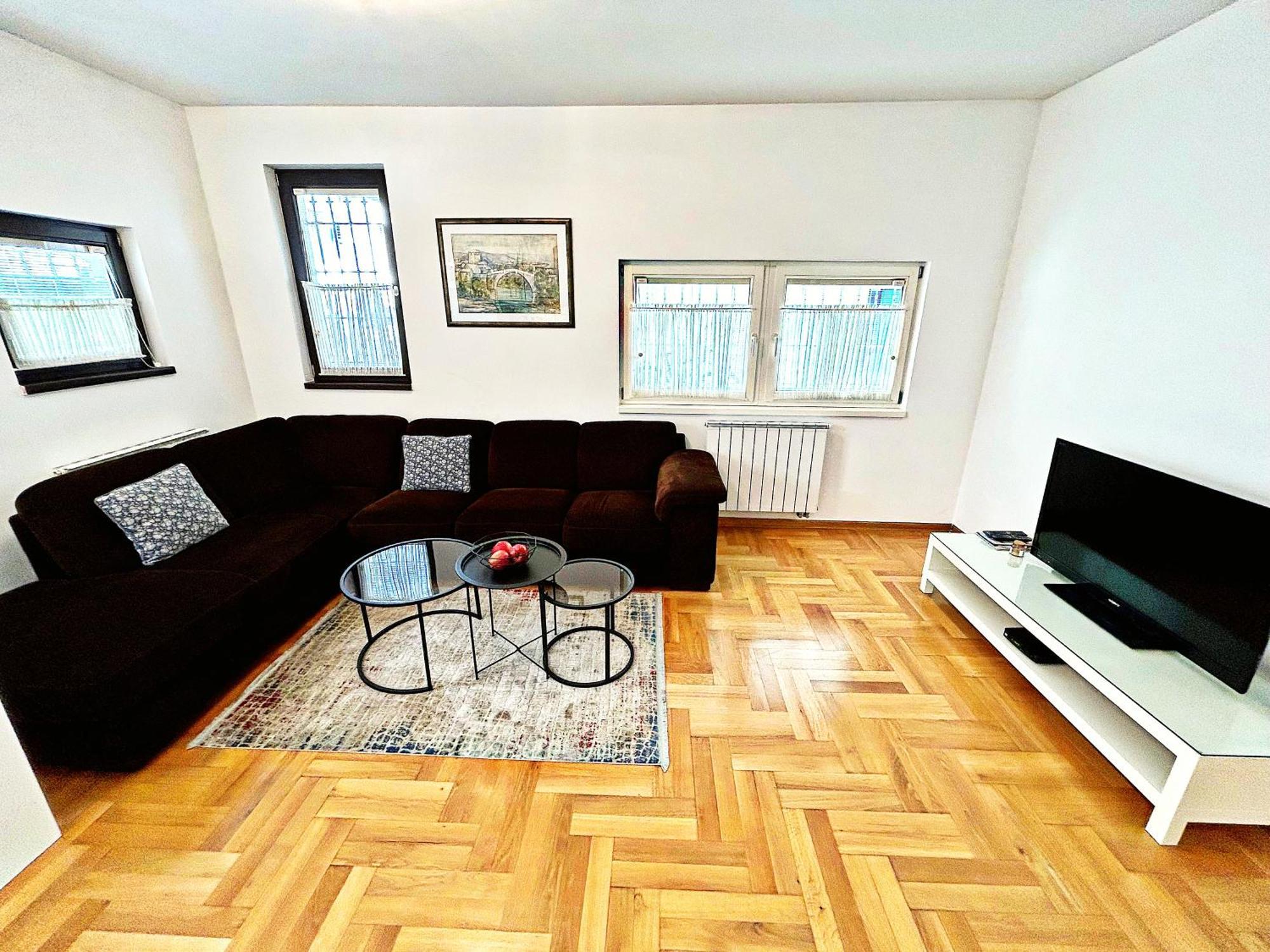 Luxapart Basca Old City Centar Free Parking 塞拉耶佛 外观 照片